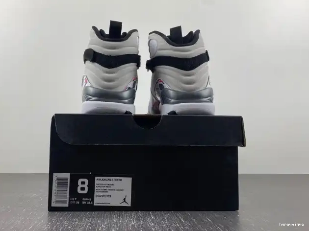 HYPE Bugs Bunny Retro (2013) 305381-103 8 Air Jordan 0422